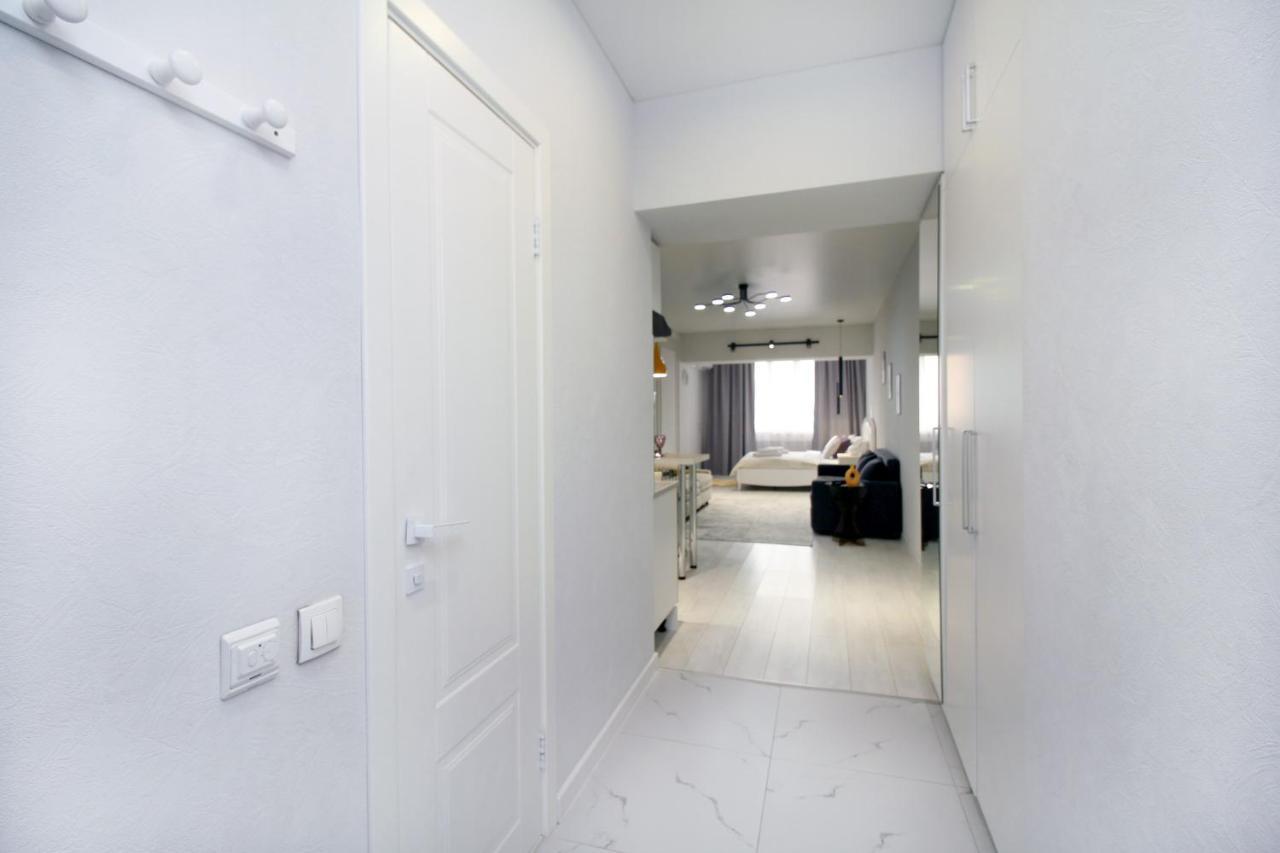 Уютная Квартира-Студия В Центре Алматы Extérieur photo